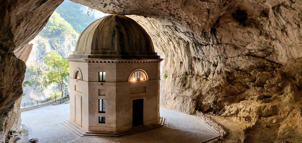 Temple of Valadier Le Marche Italy