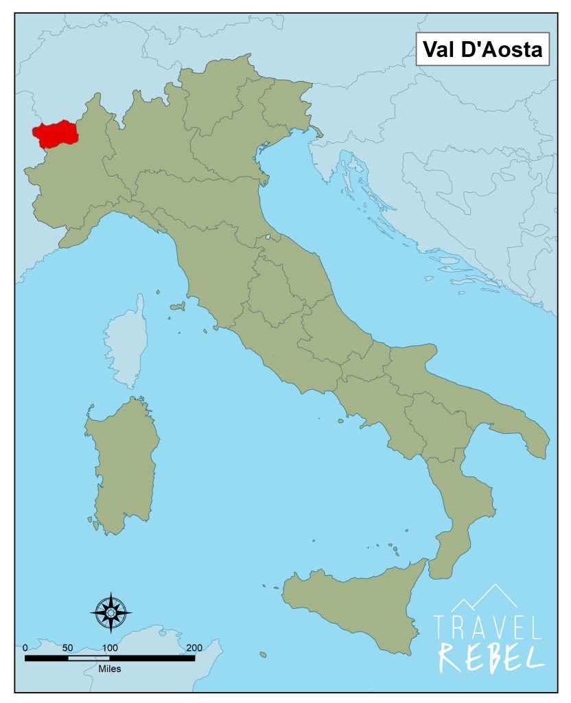 Italy map green with pointed out Val D'Aosta in the North, blue see, Val d'Aosta in red