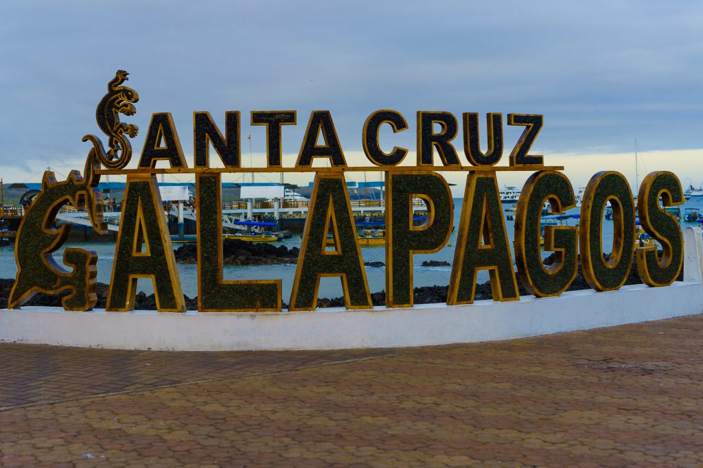 Santa Cruz Galapagos Islands Couchsurfing Sustainable Tourism