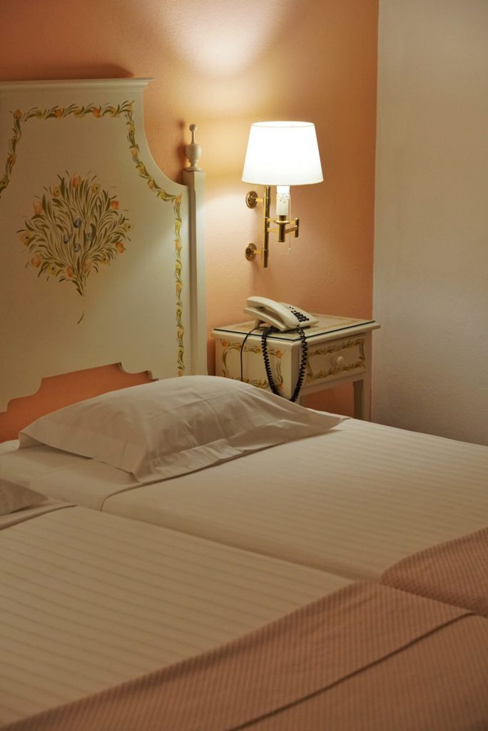 Hotel Santa Luzia de Elvas was the first of it’s kind and now welcomes you with authentic rooms in theme colors. Are you going to pick blue, green or pink? Alentejo Hotel Portugal
