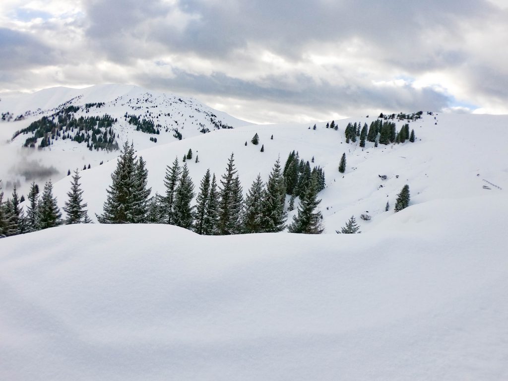 Hochkönig Ski Amade Austria - empty slopes - shoulder season travelling
