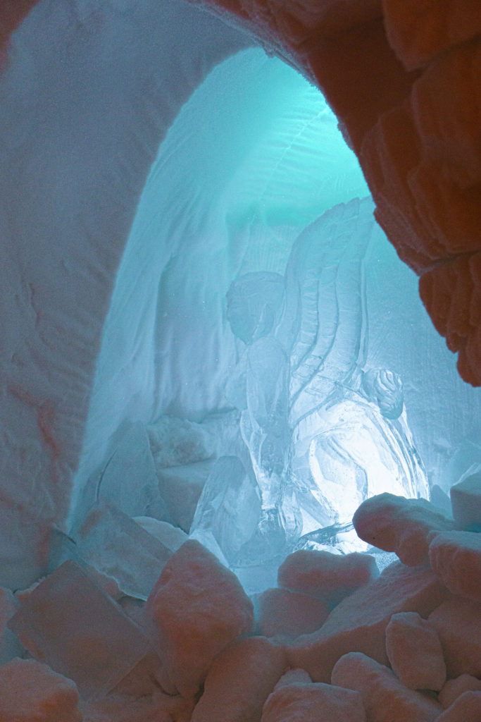 Igloo bar in Les Arcs, France