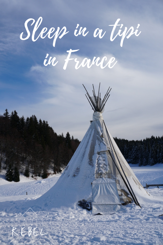 Sleep in a tipi in France
