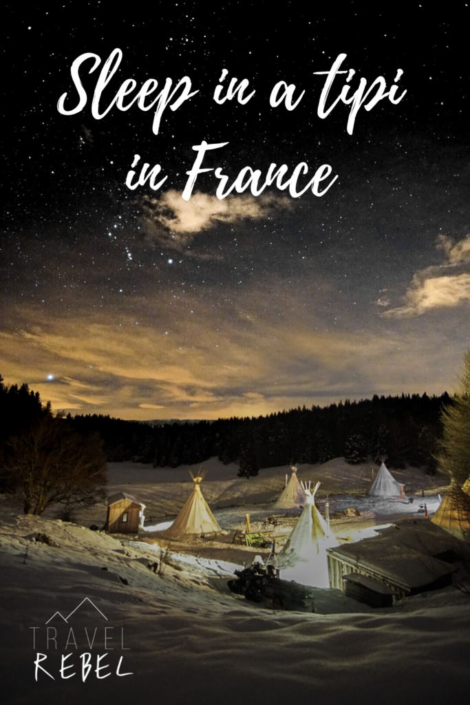 sleep in a tipi in France during winter