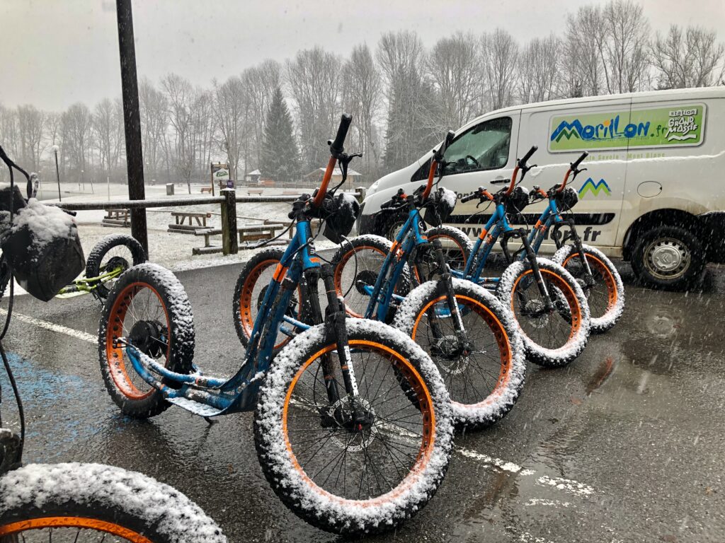 e-fatscoot in Morillon. De e-fatscoot is een soort fat bike maar dan in de vorm van een step die elektrisch wordt aangedreven. 